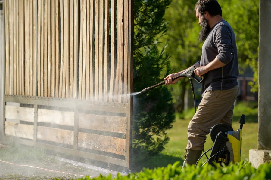 Benefits Of Professional Fence Cleaning For Residential Properties Apison, TN
