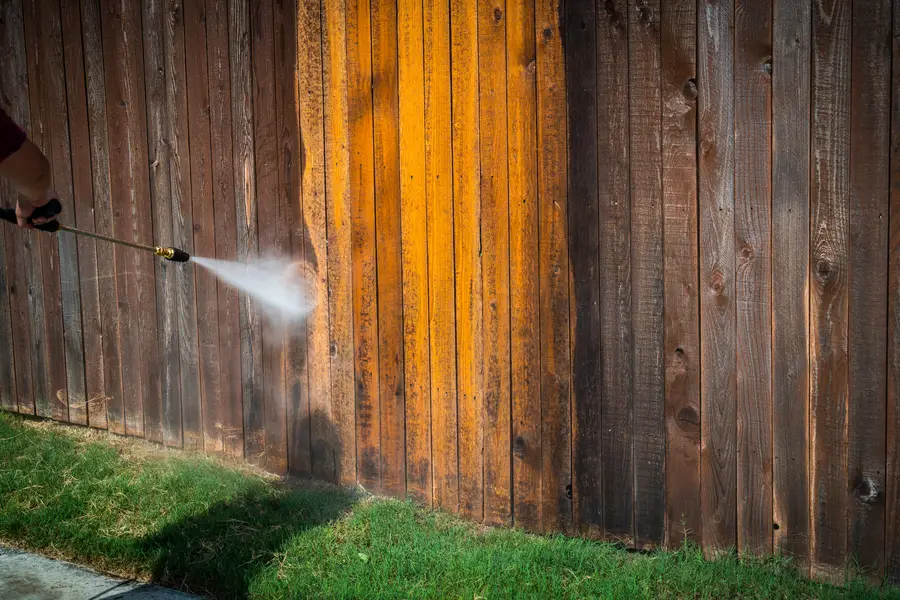 Signs Your Fence Needs A Deep Cleaning Service in Apison, TN